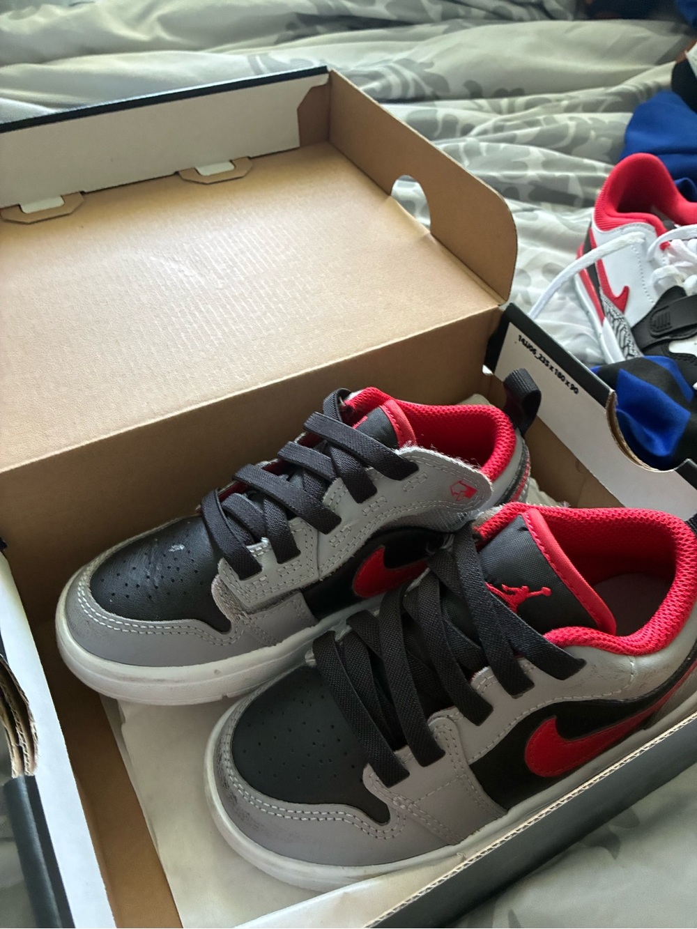 Jordan Kids Sneakers in Black, Gray & Red - Low Top Sport Shoes